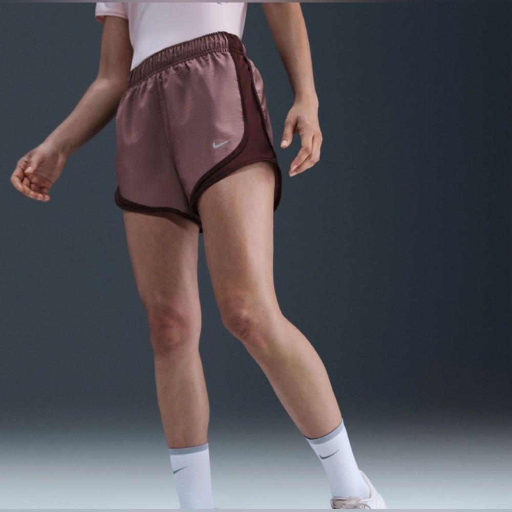 NWT! Nike Women's Dri-FIT Mid-Rise Lined Running Shorts Burgundy 
Multiple!!